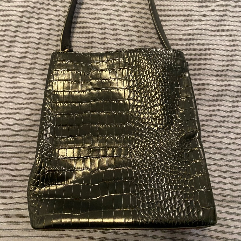 Croc embossed leather shoulder bag